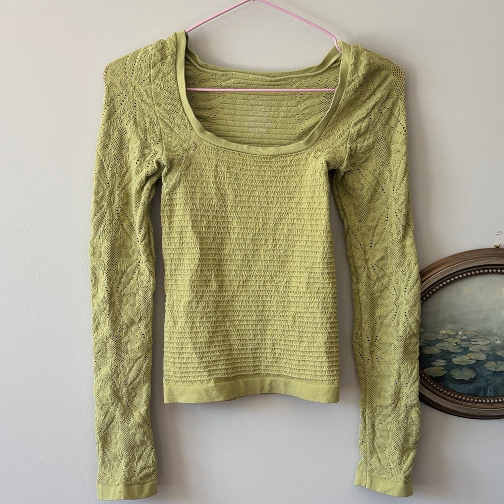 Free People green ribbed longsleeve